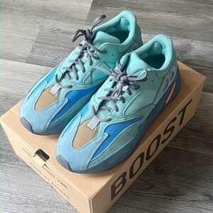 Yeezy 700 Faded Azure